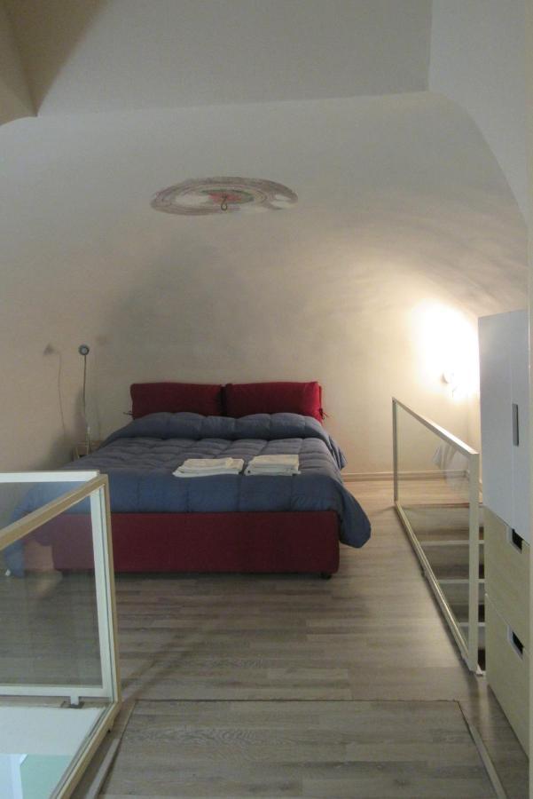 Апартаменты A Casa Di Milena Катания Экстерьер фото